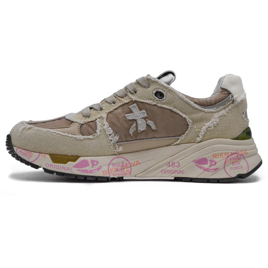 Premiata woman