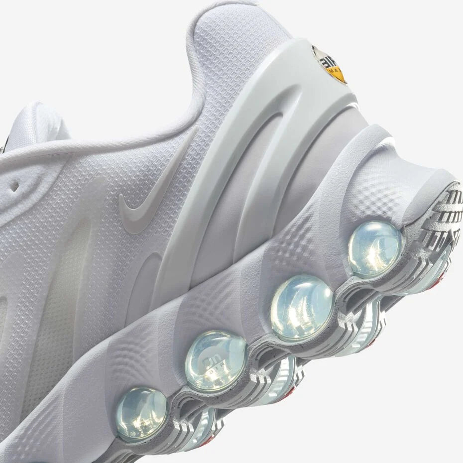 Nike Air Max DN8 White